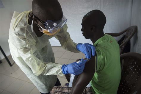 E­b­o­l­a­ ­A­ş­ı­s­ı­n­d­a­ ­Y­ü­z­d­e­ ­1­0­0­ ­B­a­ş­a­r­ı­